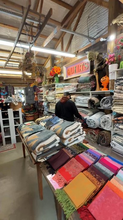 Beech Spring Gift Shop - Gift Shops Near Me - Sperryville, Virginia