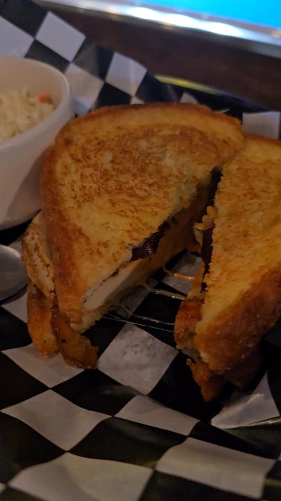 Pally's Bar & Grille - American Near Me - Clive, Iowa