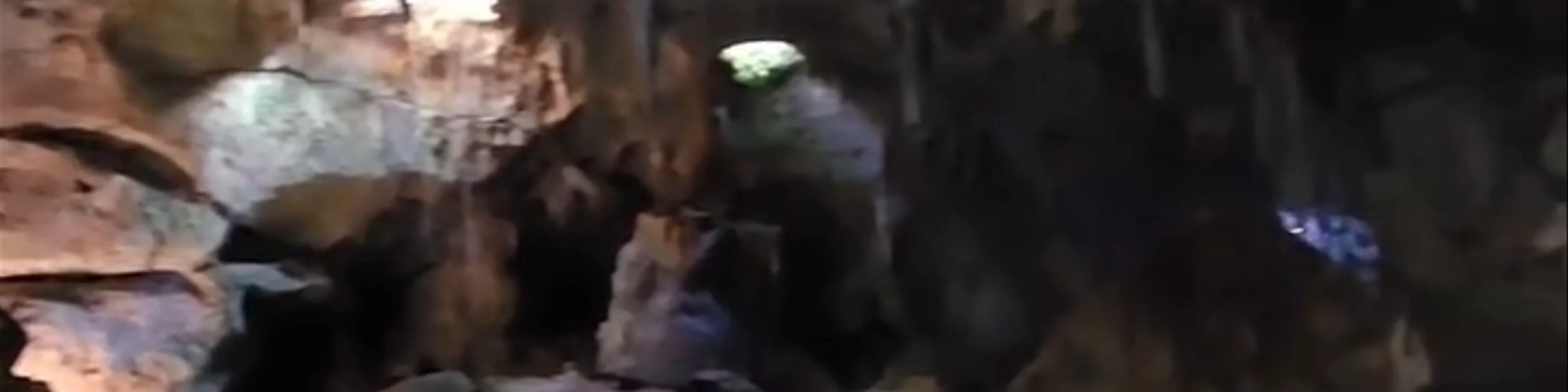 Hinagdanan Cave