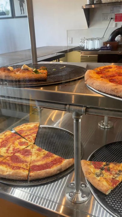 Raymond's Pizzeria - Pizza Near Me - Richmond, California