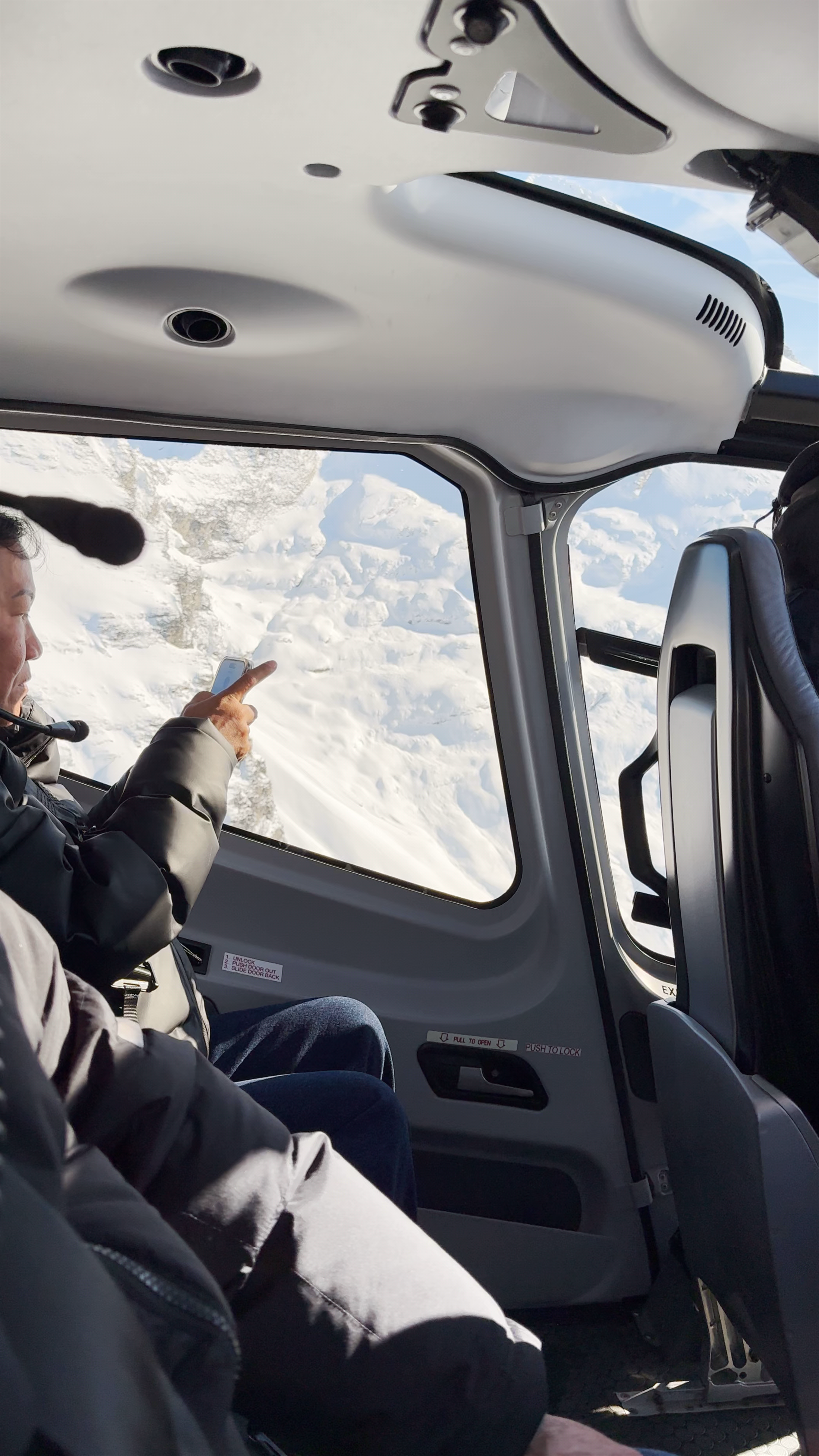 Helicopter Tour Over Mount Aspiring National Park - Scenic Aerial Views of Snowy Peaks