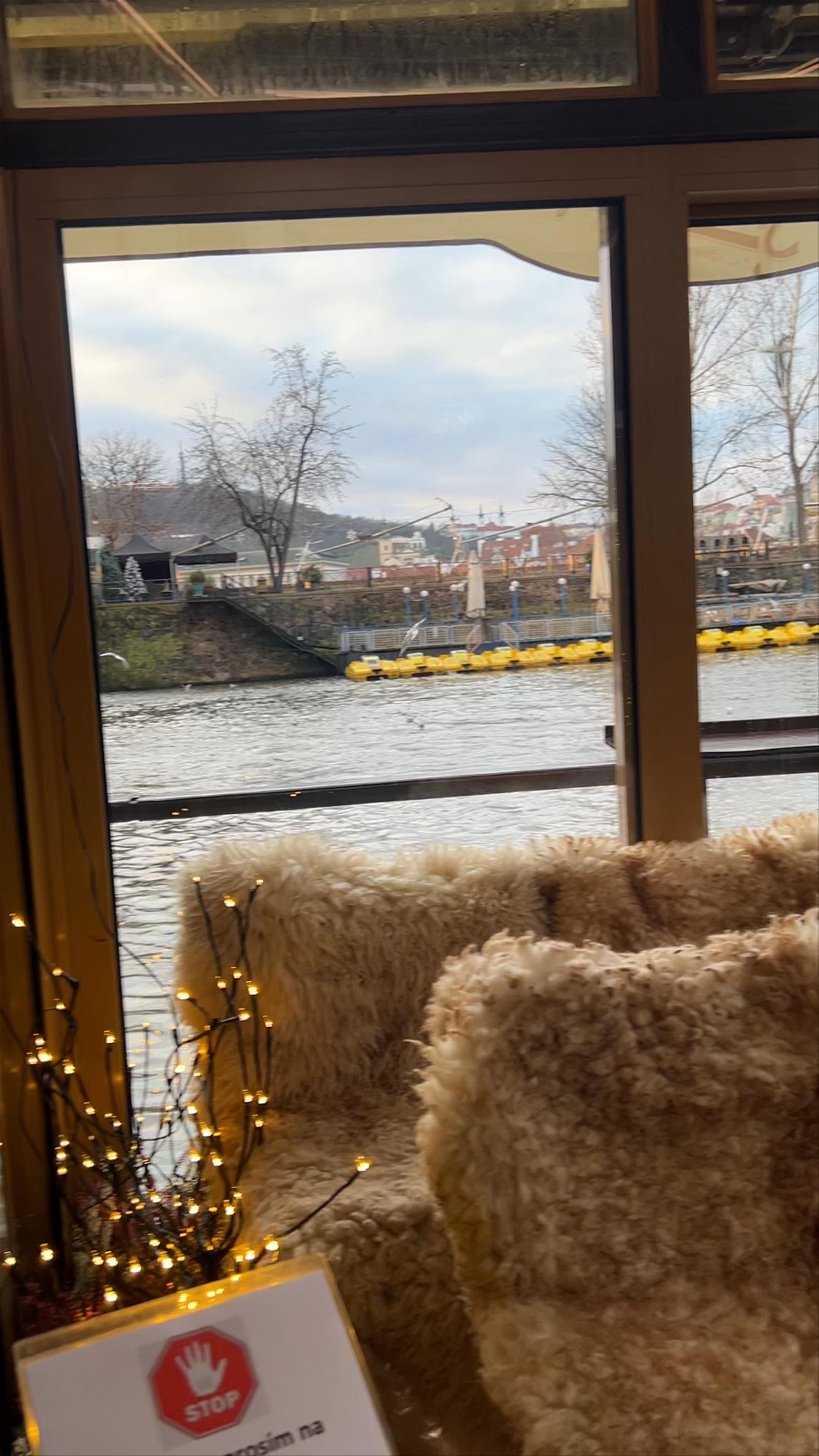 Charles Bridge Restaurant