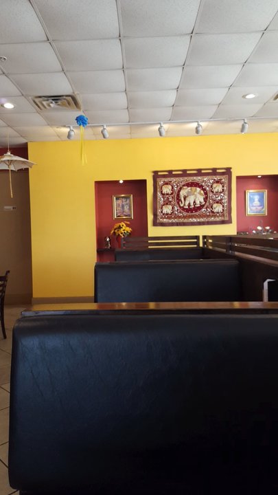 Thai Silk Restaurant - Beautiful Decor - Thai Near Me - Orlando, Florida