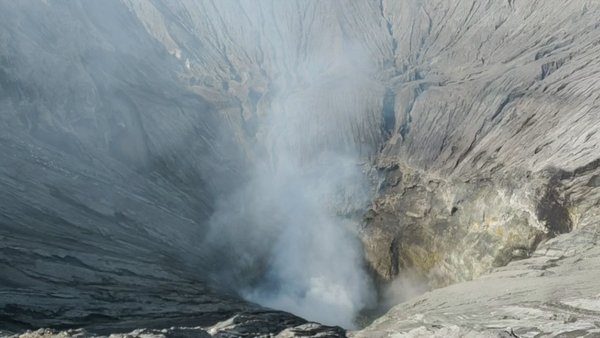 Mount Bromo: The Ultimate Guide to Visiting the Majestic Volcano in ...