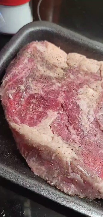 Smart & Final Extra! - Steaks looked great when I bought them, but while seasoning, I flipped them over, one was clearly not the as good quality. Disappointed - Grocery Near Me - Auburn, California