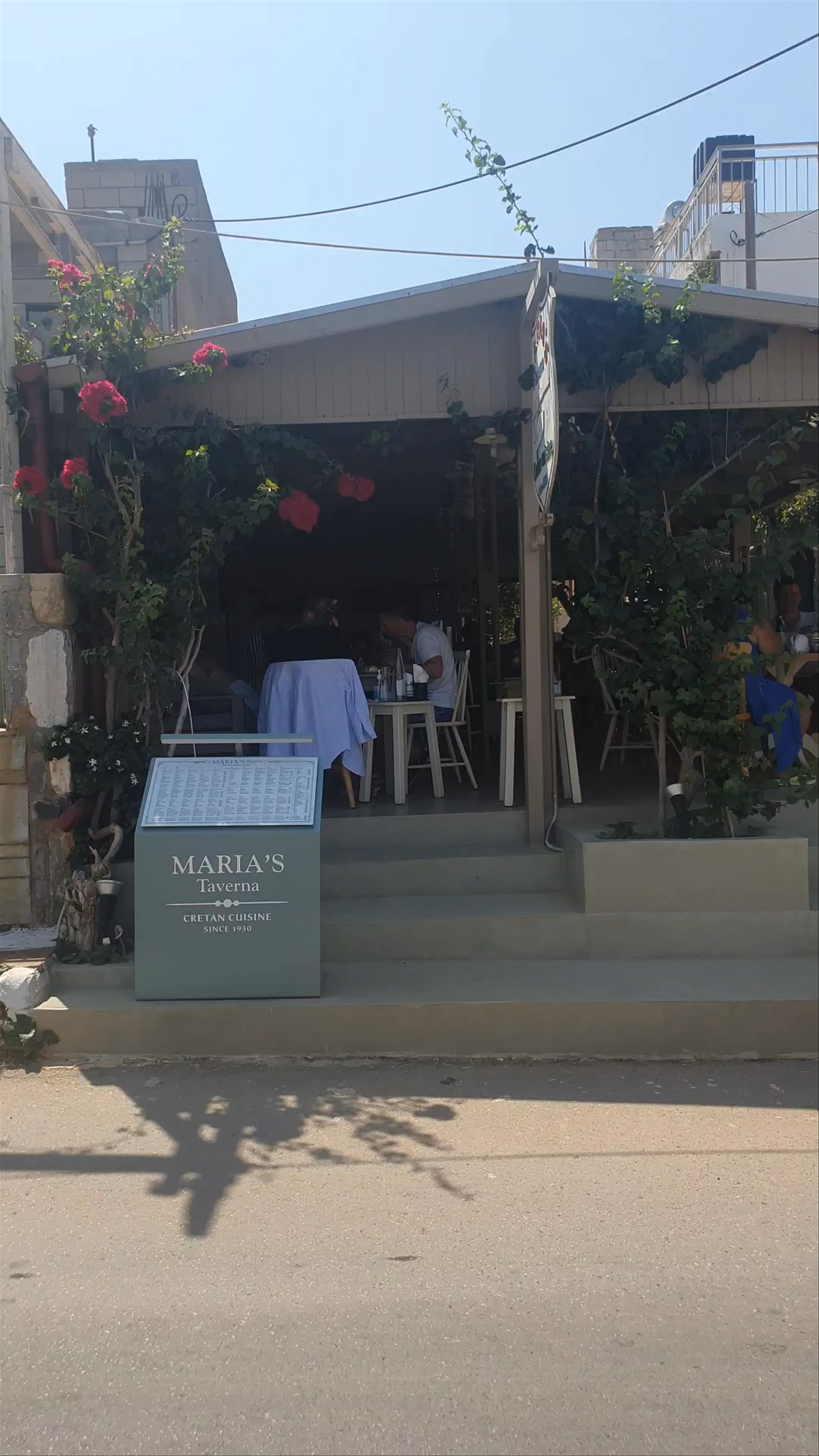 Maria’s Tavern: Timeless Cretan Hospitality in Plaka, Greece