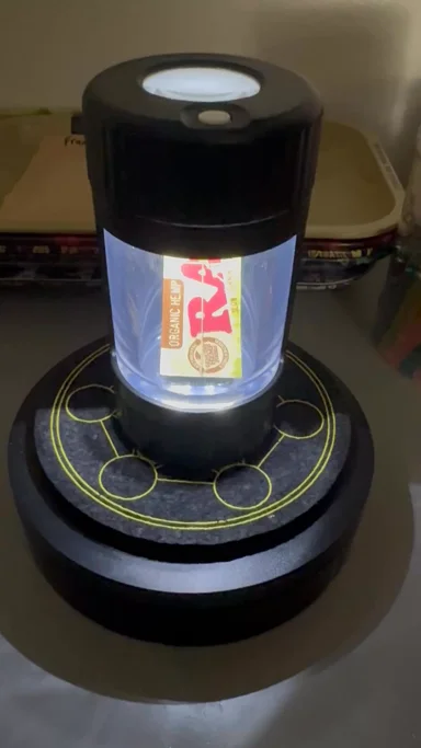 Preview pic of Stash Jar/Lightup/Magnifying/Grinder
