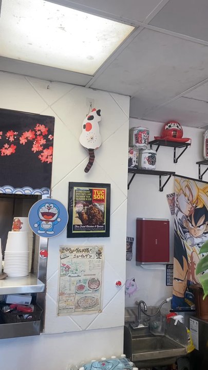 Toss-Fried Chicken and Ramen - The cutest clock behind the counter - Ramen Near Me - Tucson, Arizona