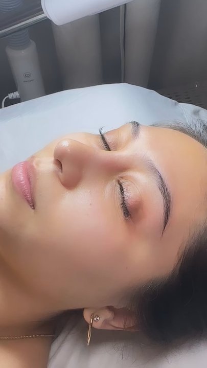 Radiant Complexion - Lash Lif- Ditch your lash curler! Lift your lashes for 6-8 weeks - Estheticians Near Me - Whittier, California