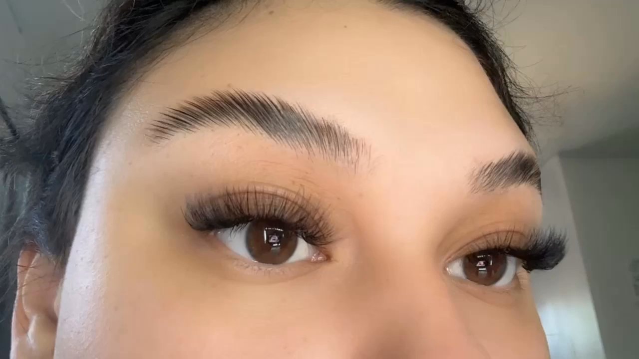 The Lash Lounge - Love my lashes all the lash artist here are amazing !!!  These are my lashes after two weeks. Love how accommodating this company is - Threading Services Near Me - Walnut Creek, California