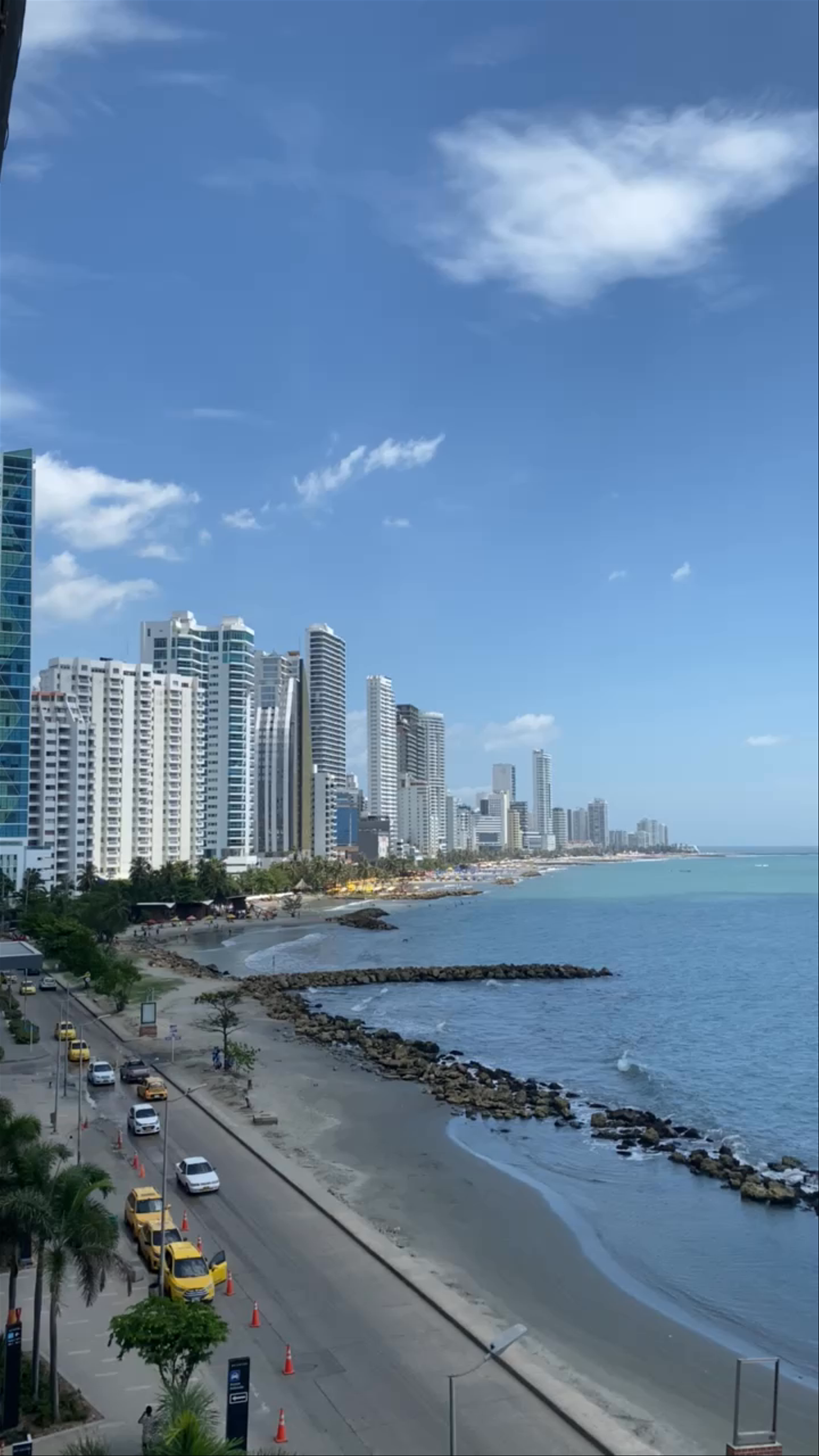 Plaza Bocagrande Centro Comercial