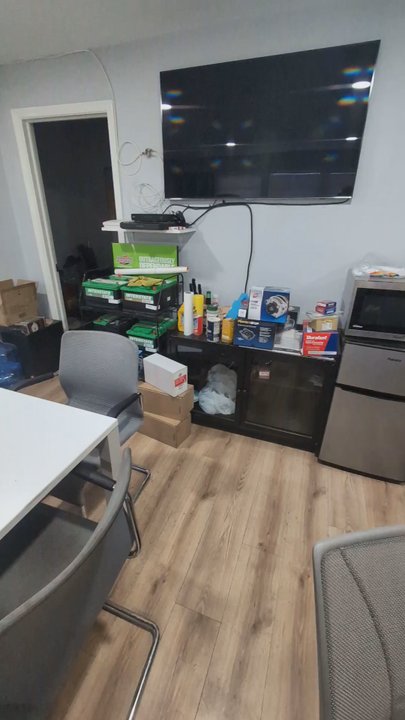 GP Auto Services - Clean and spacious waiting/customer work area. - Auto Repair Near Me - Hyattsville, Maryland