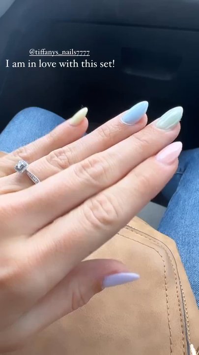 Lush Nail Bar - Nail Salons Near Me - Gilbert, Arizona