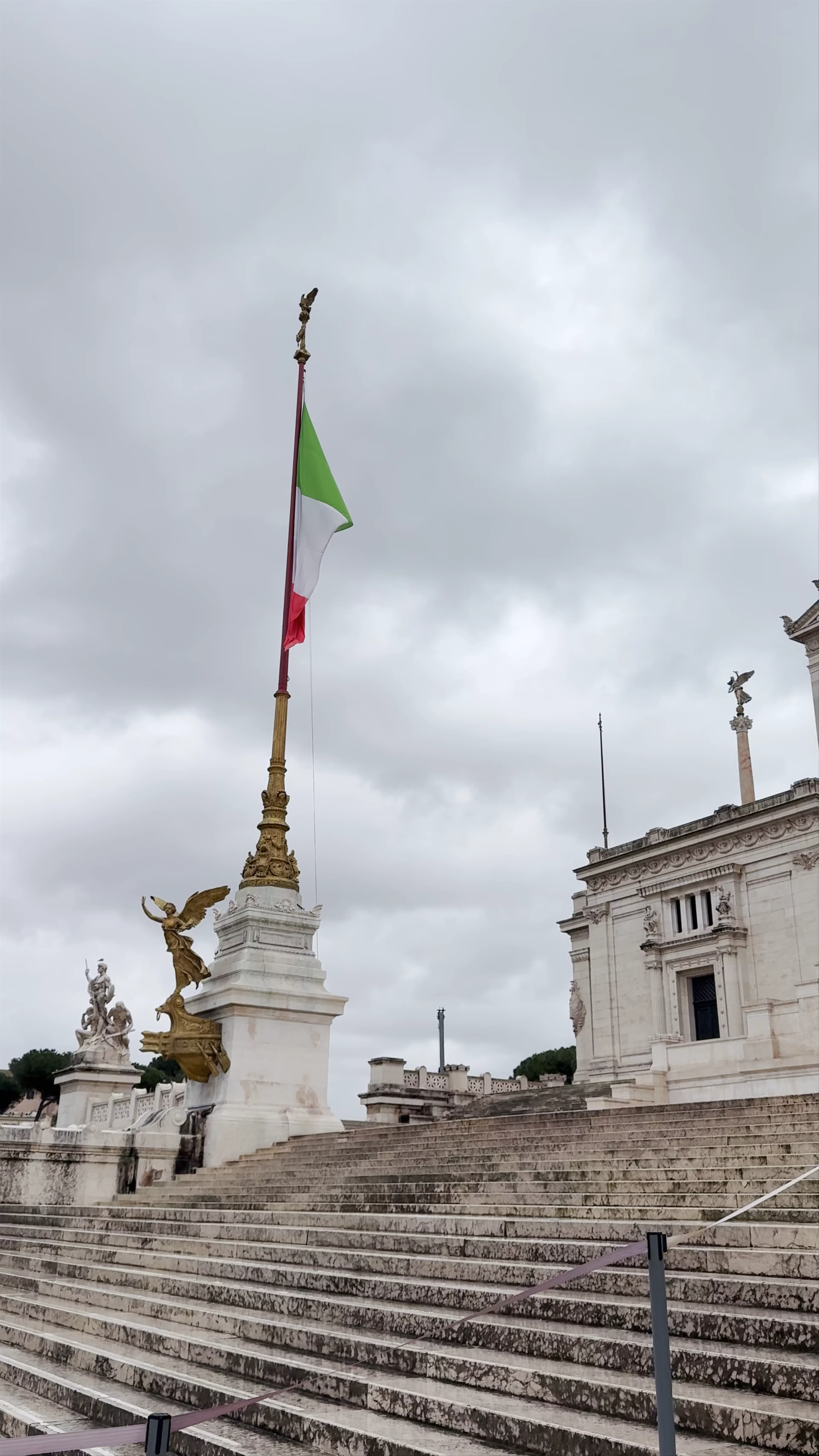 Vittorio Emanuele II Square, Piazza Vittorio Emanuele II