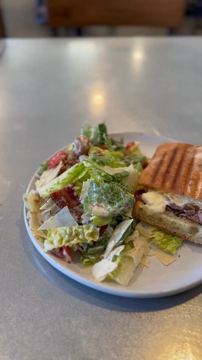 Aioli - Roast Beef & Caramelized Sandwhich with buttermilk Caesar Salad. - Cafes Near Me - West Palm Beach, Florida