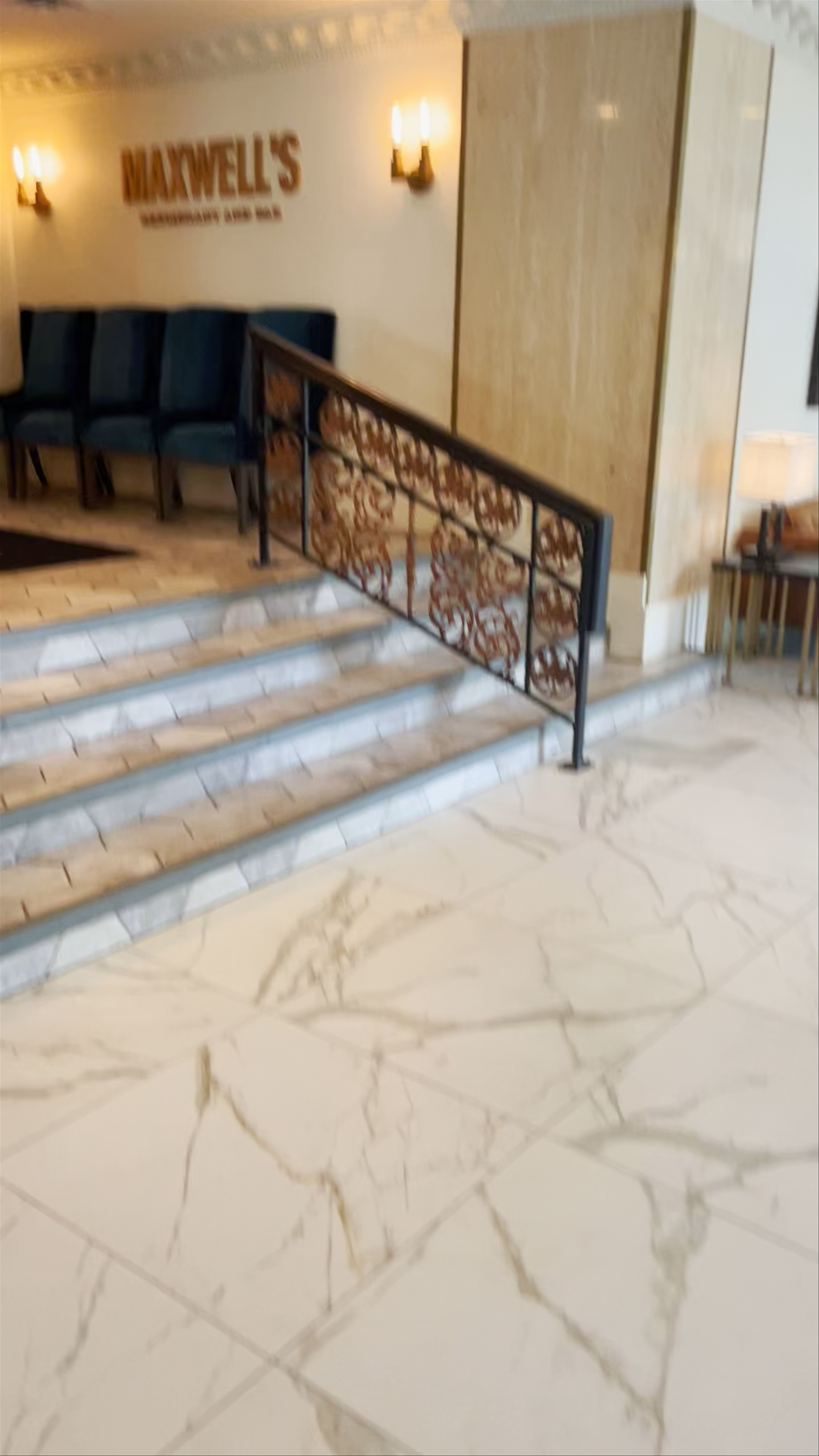 Maxwell's Steak & Seafood