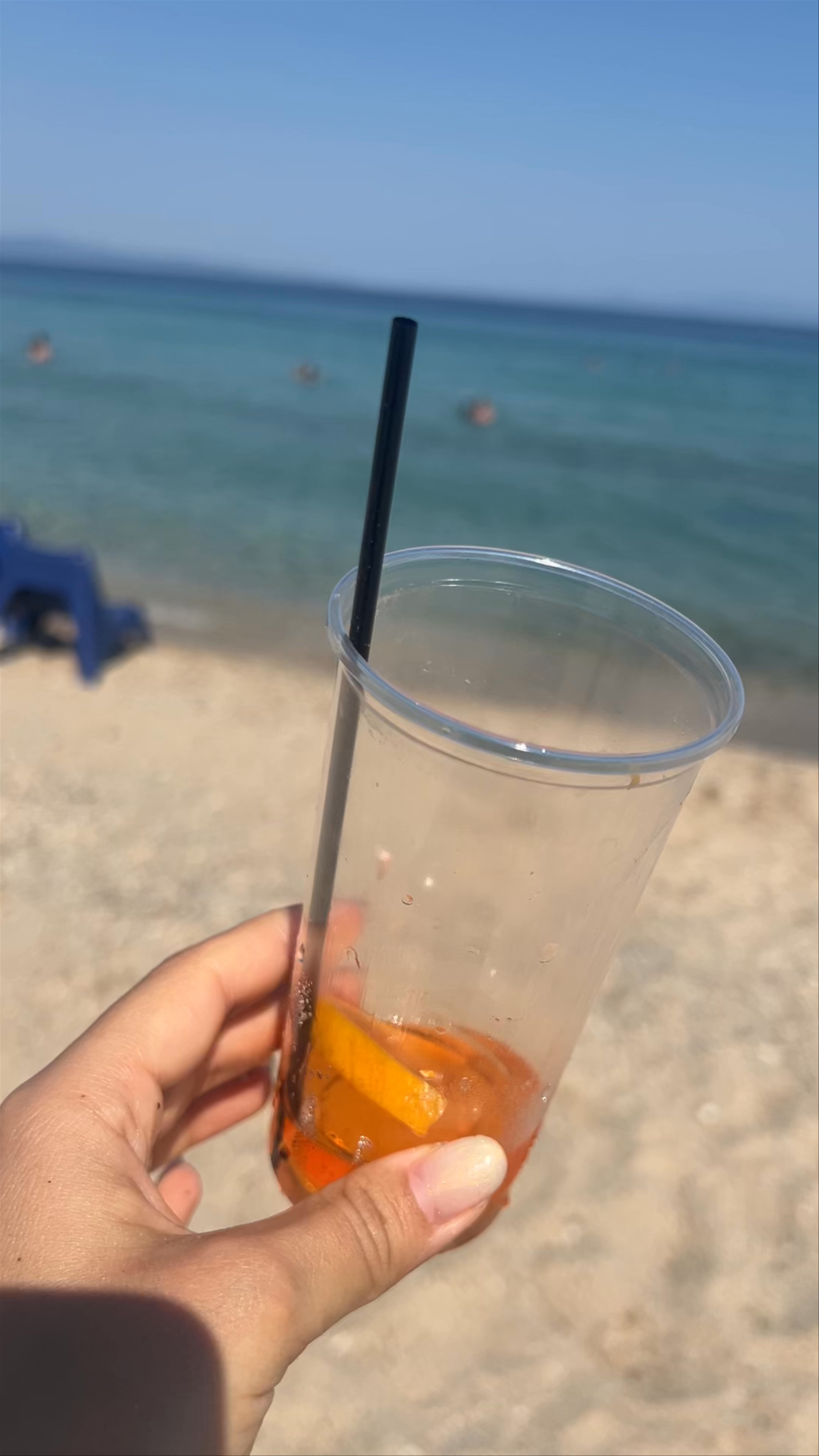Lagoon Beach Bar: Sunny Serenity in Nea Potidea, Greece