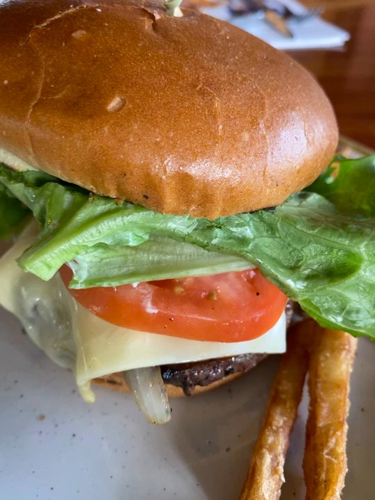 Buzz's - Steakhouses Near Me - Kailua, Hawaii