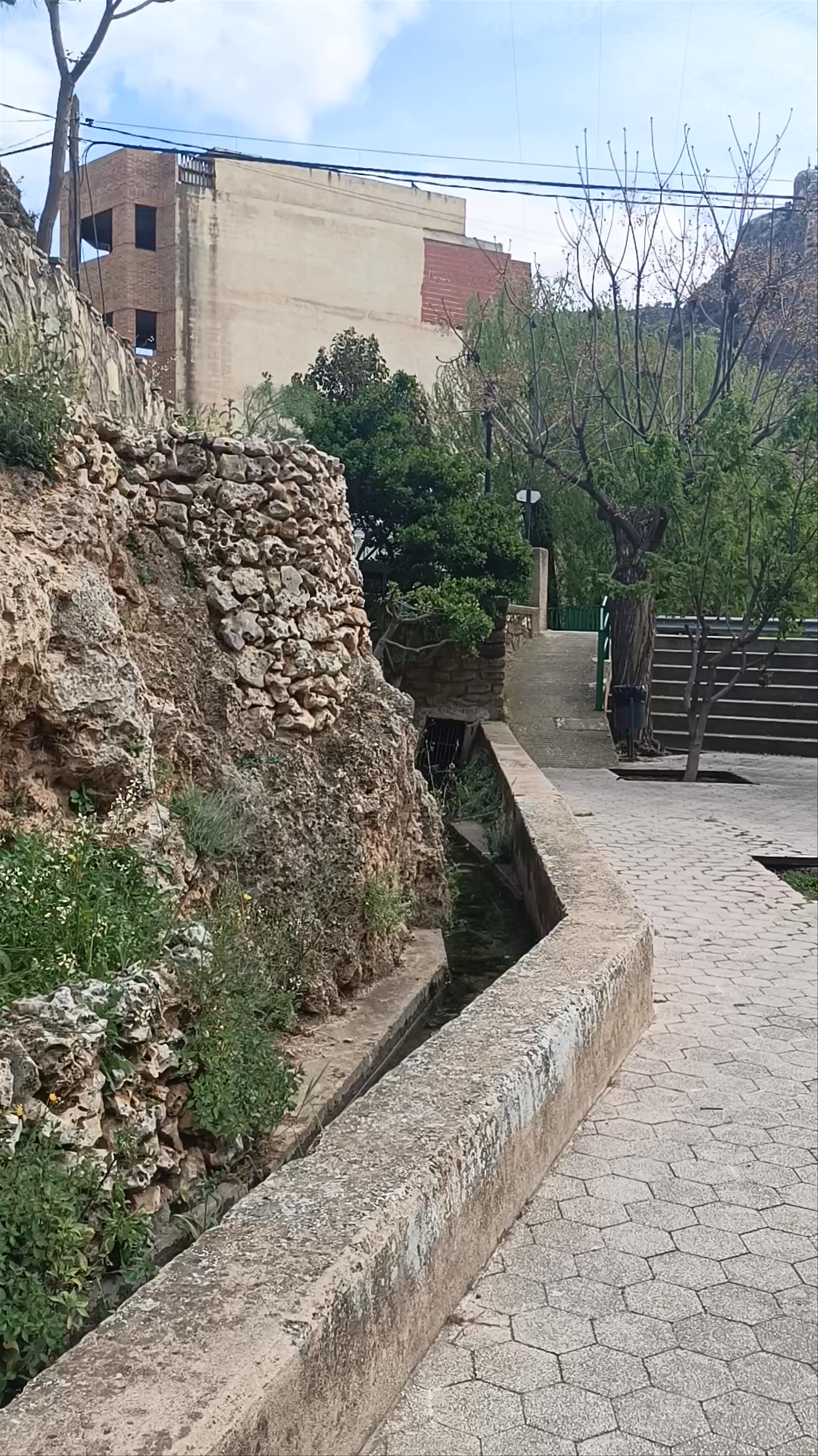 Rincón de la Toba: Natural Heritage Walk in Ayna, Spain