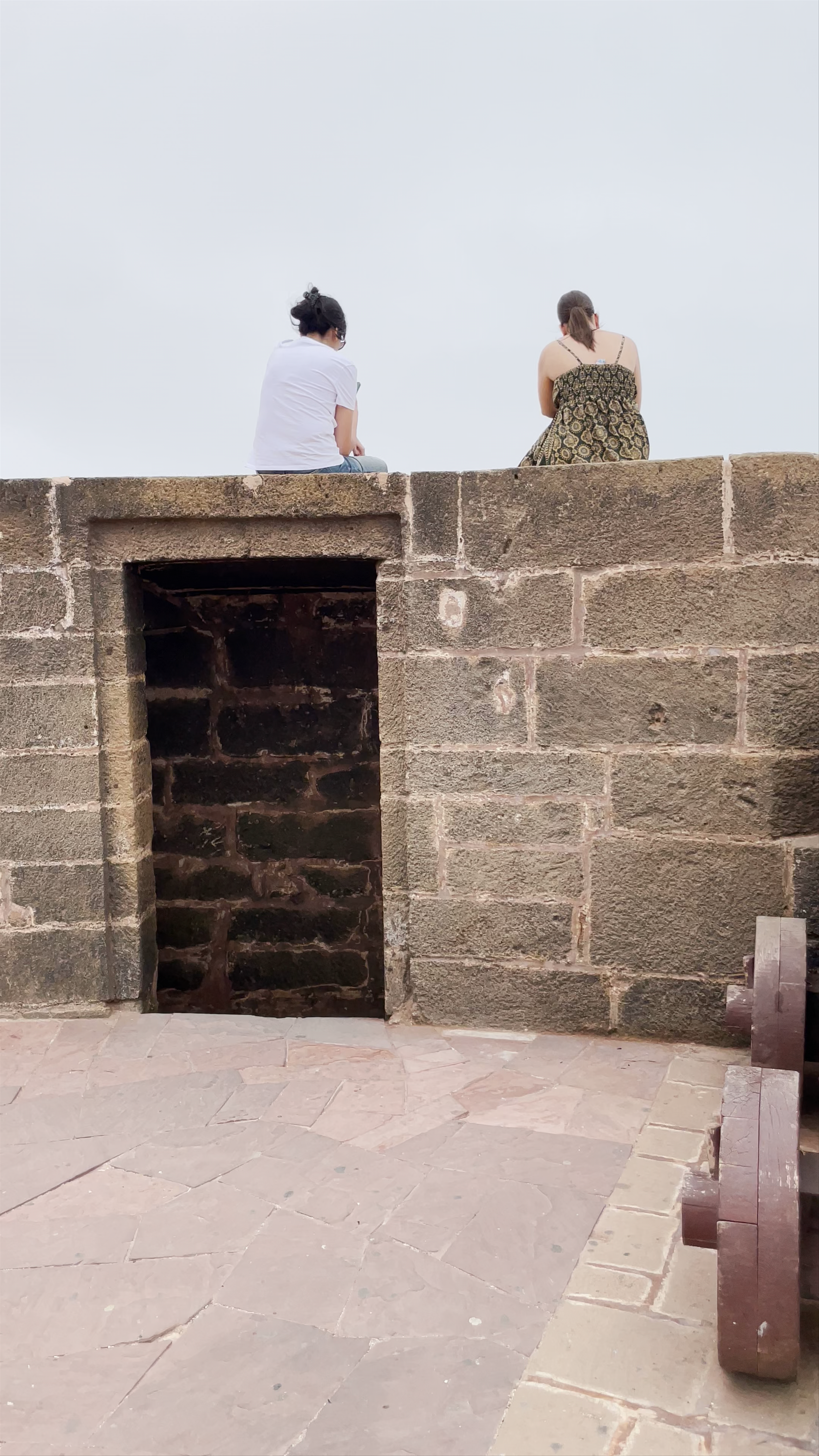 Rempart Mogador in Essaouira: Historic Coastal Serenity