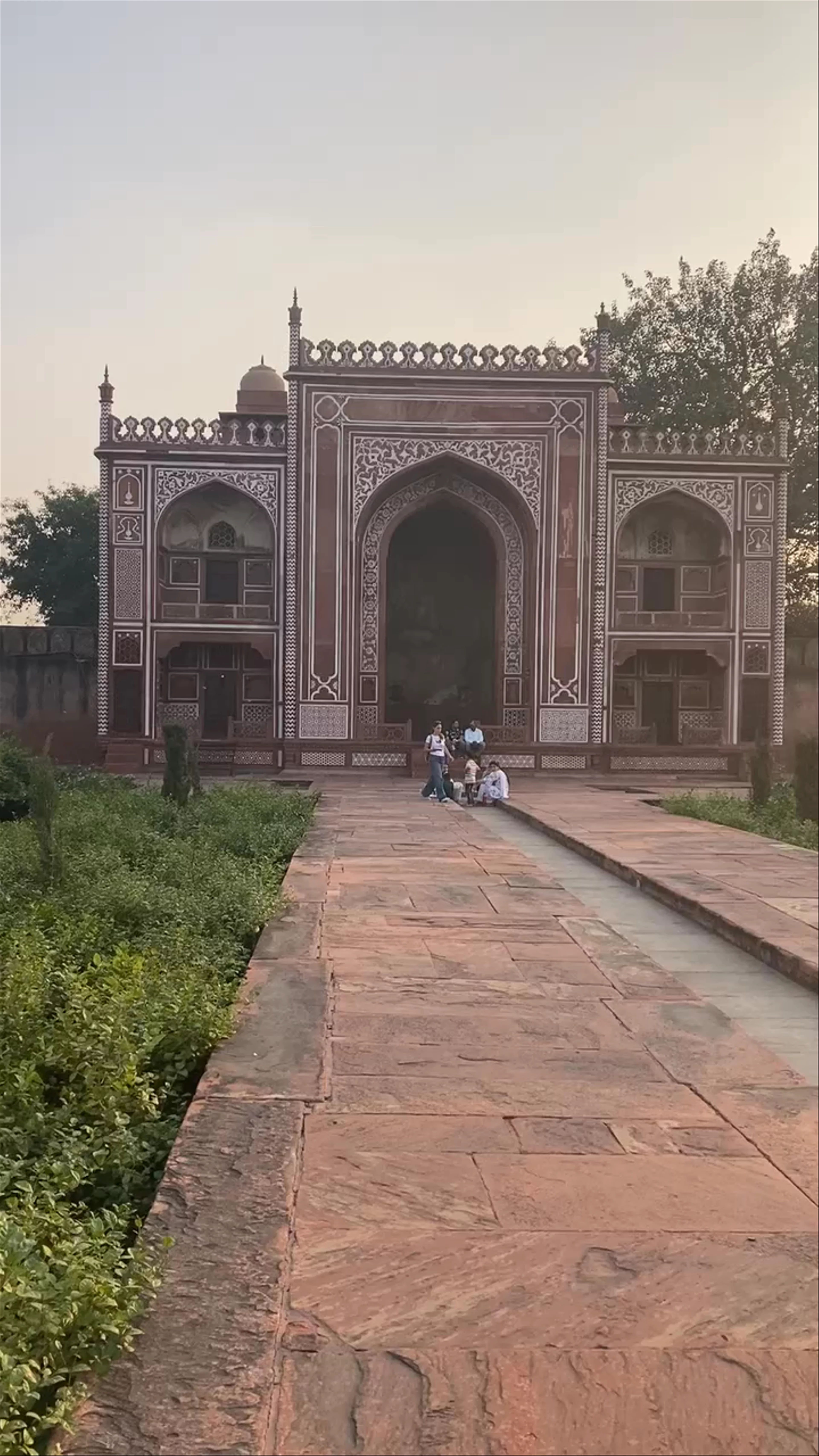 Itmad-ud-Daula, Moti Bagh, Agra