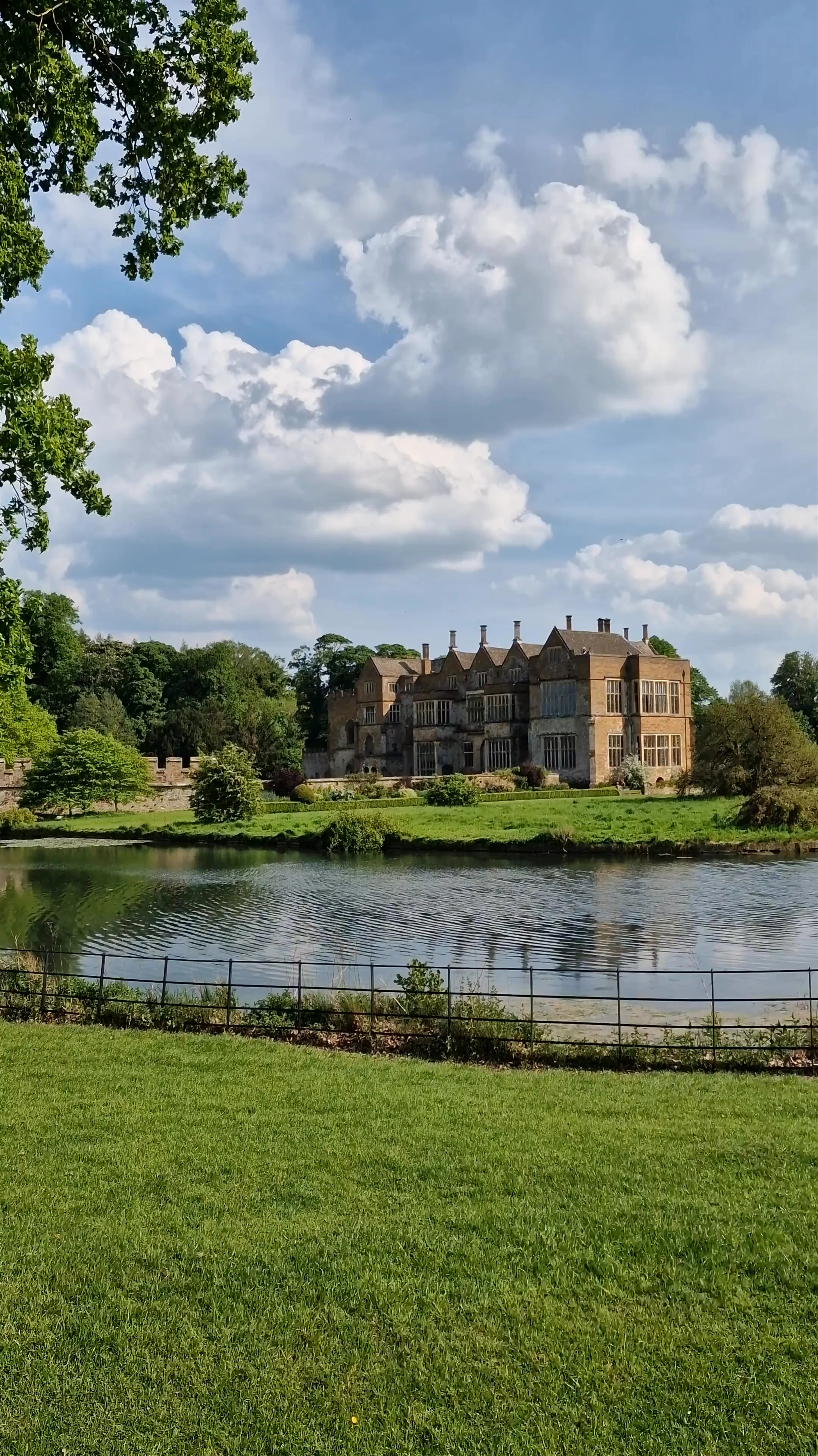 Broughton Castle
