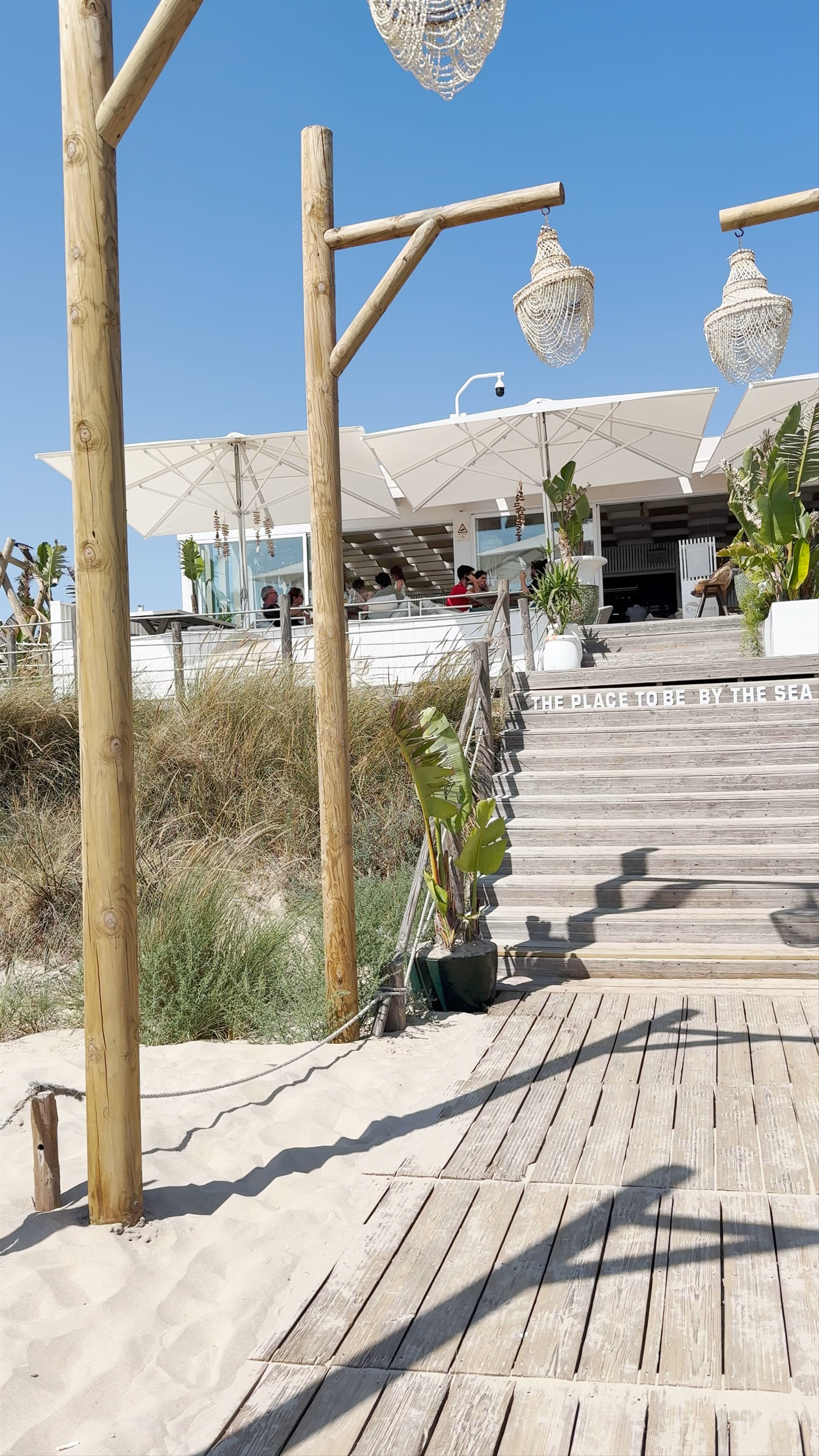 Clássico Beach Bar by Olivier