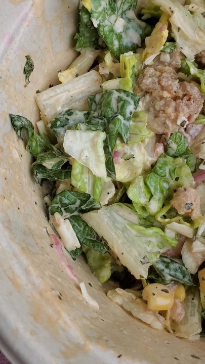 Chopt Creative Salad Co. - Crispy chicken ranch with no tomatoes - Salad Near Me - Richmond, Virginia