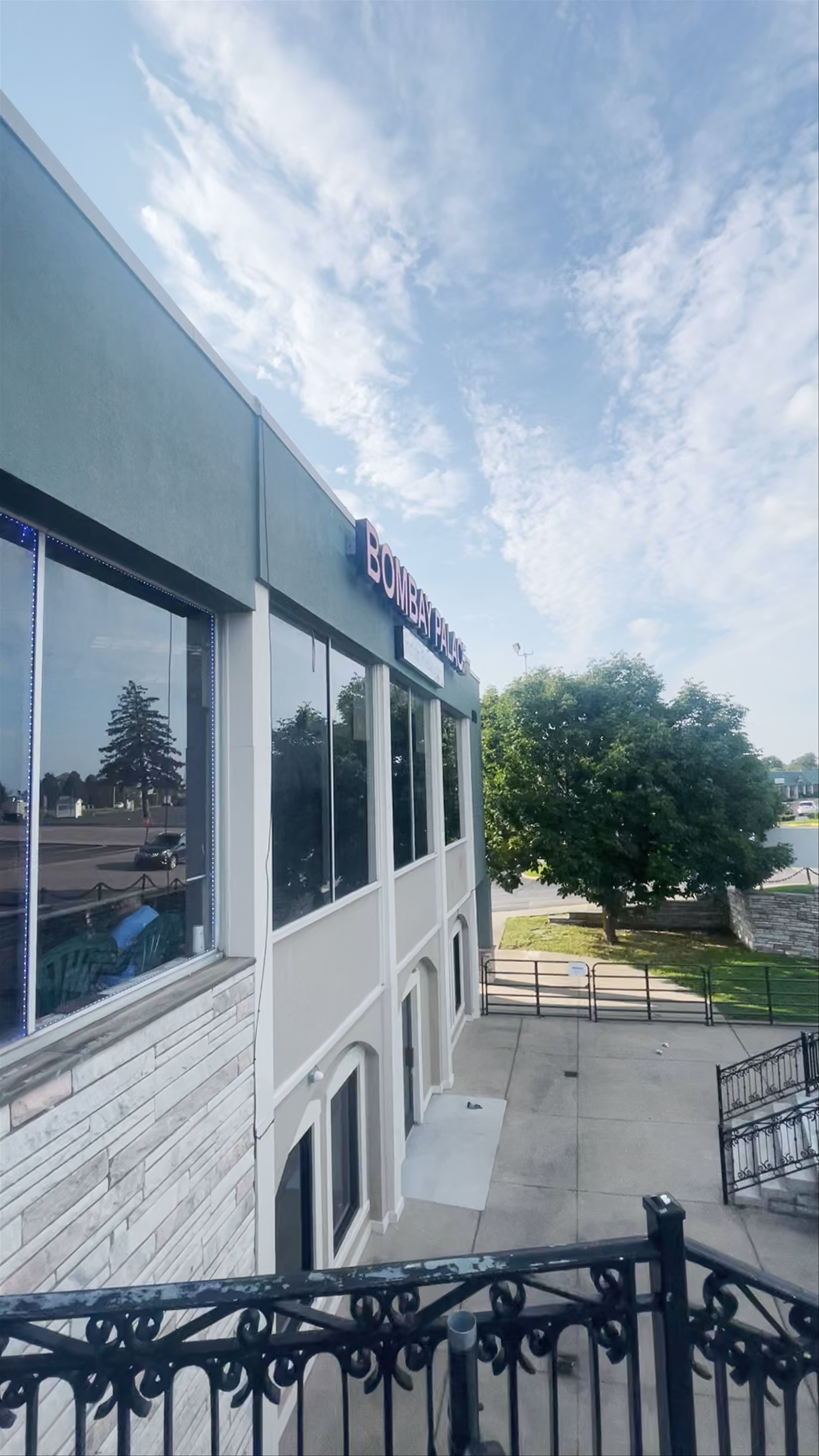 Bombay Palace by Lex