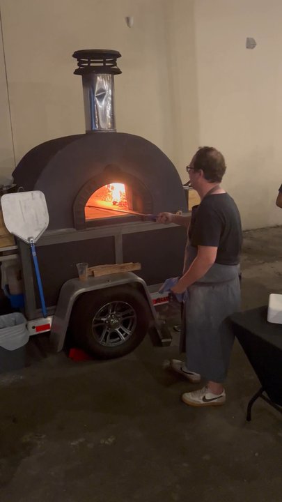 Big Tent Pizza - Pizza time - Food Trucks Near Me