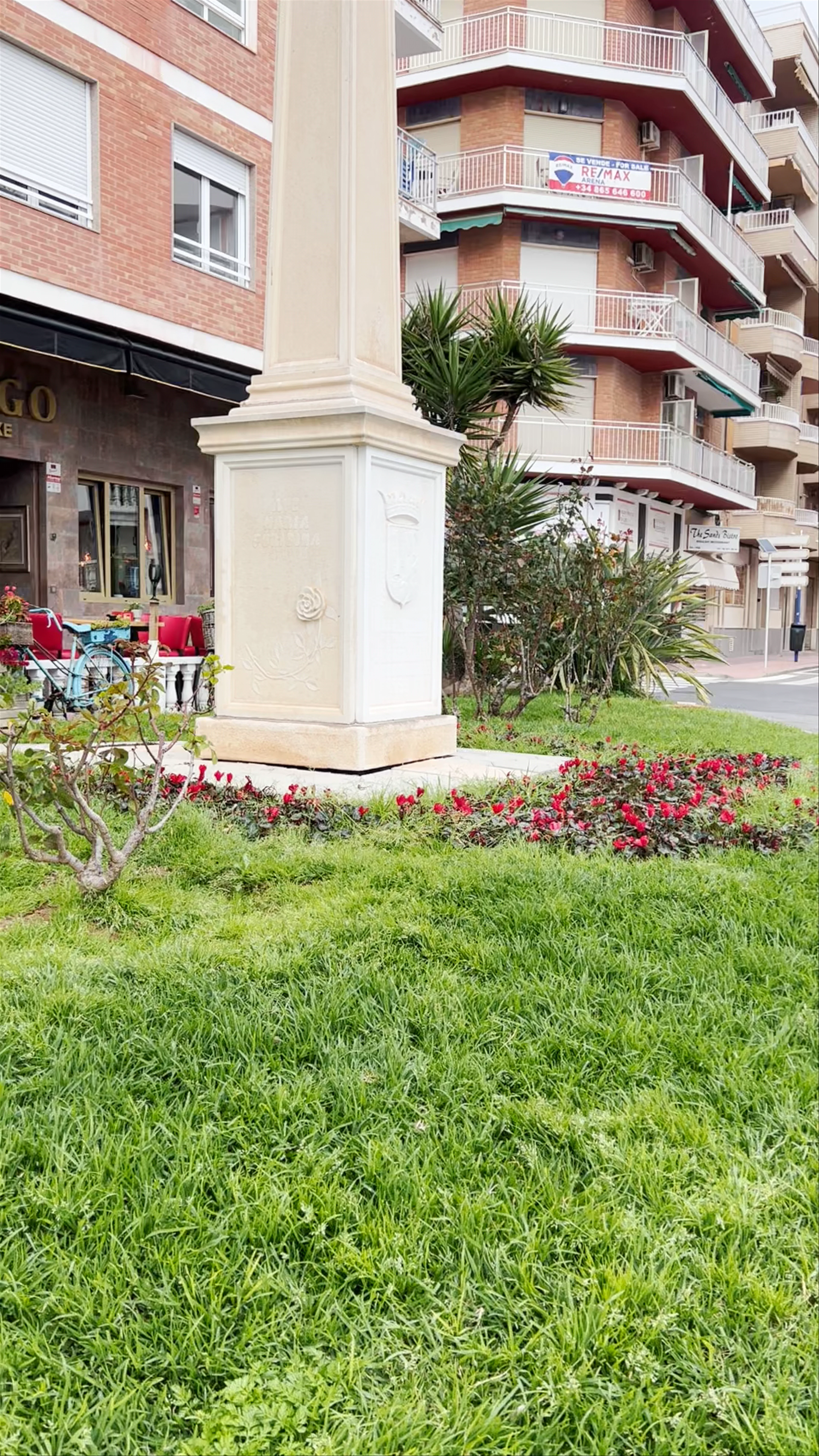 Monumento a La Purísima Concepción, Calle Ramón y Cajal, Torrevieja, Spain