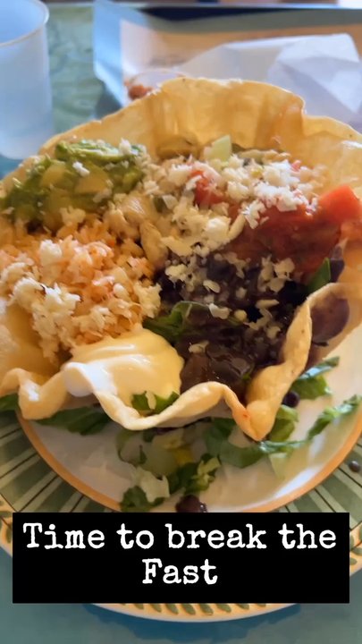 Olamendis - La La Grande "Taco Salad" - Mexican Near Me - Mission Viejo, California