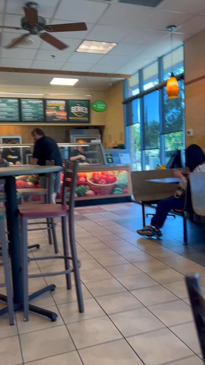 Subway - They start backwards! And they don't know what they are doing. - Sandwiches Near Me - Red Bluff, California