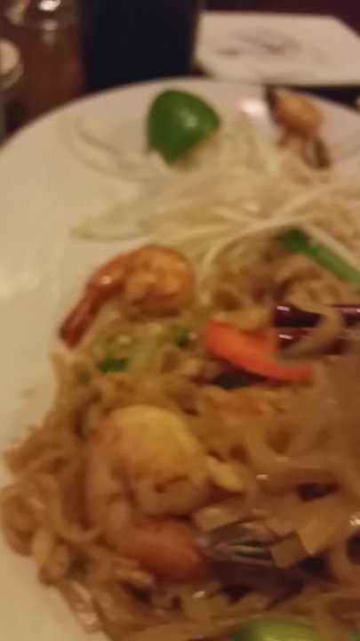 Dang's Vietnamese Restaurant - Pad Thai with Shrimp - Vietnamese Near Me - Bend, Oregon
