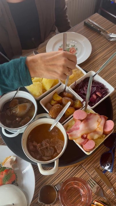Moeders - Shareable traditional Dutch dishes - Modern European Near Me - Amsterdam, New Hampshire