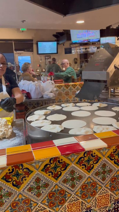 Los Dos Potrillos - Tortillas made fresh right by the entrance! - Mexican Near Me - Parker, Colorado