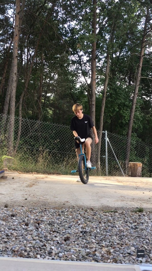riu set: Outsidecrankjam 180