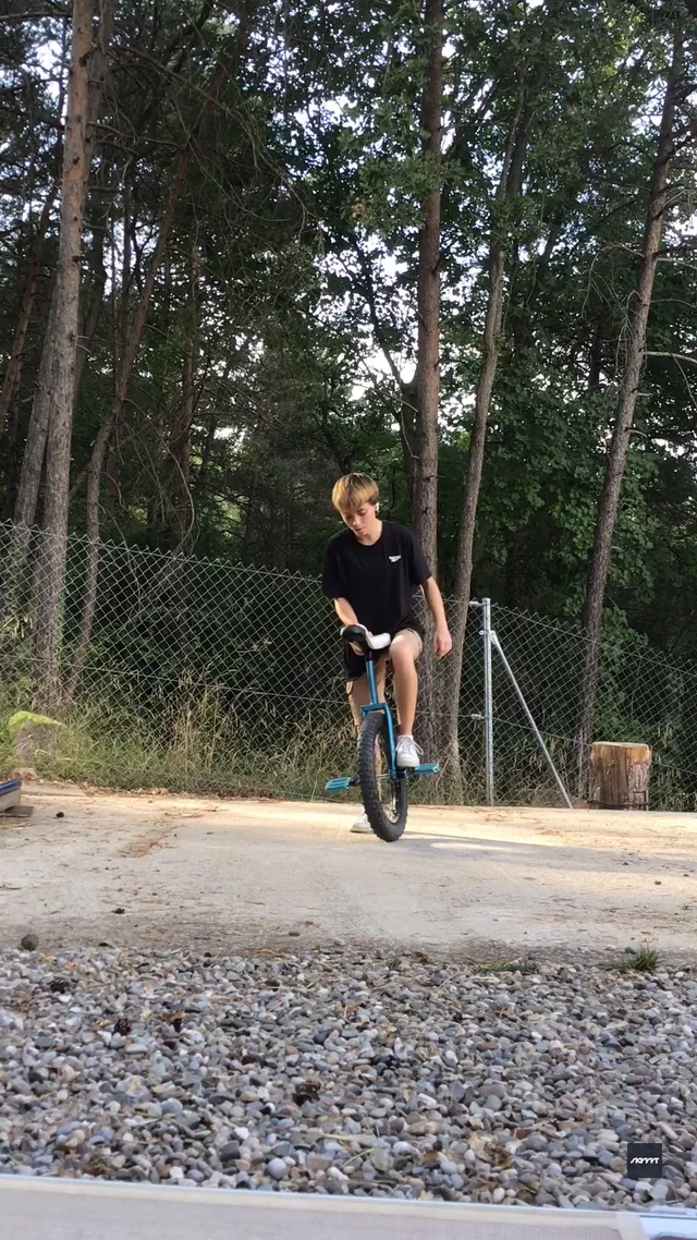 riu set: Outsidecrankjam 180
