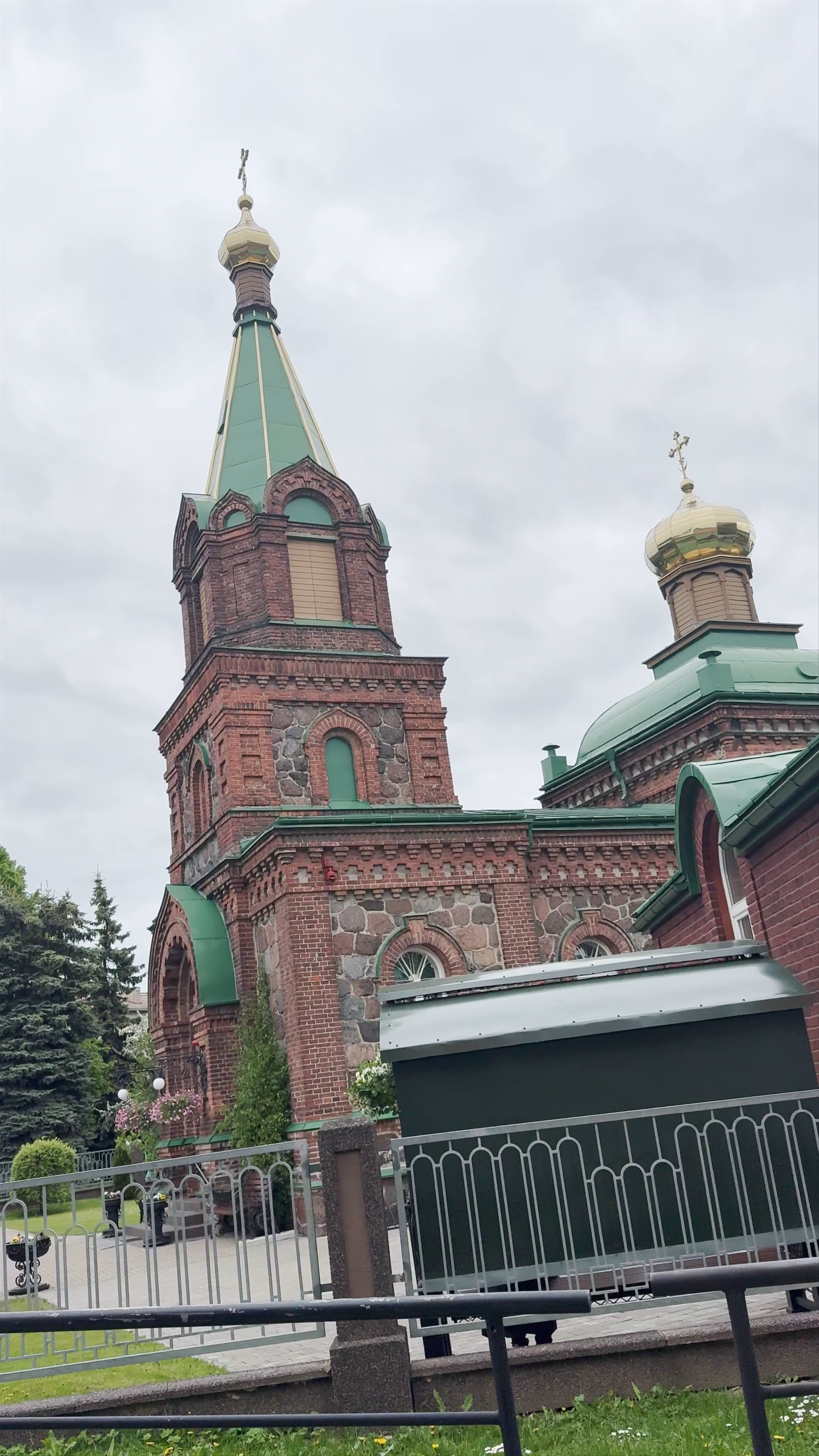 Йыхвиская Православная Богоявленская Церковь: Historic Orthodox Chapel in Jõhvi, Estonia
