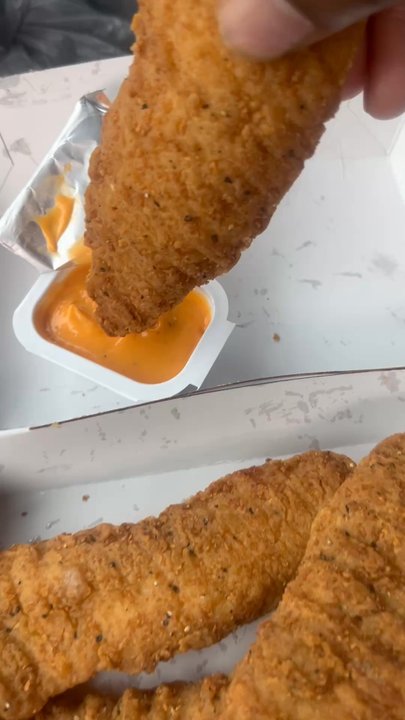 McDonald's - McCrispy - Burgers Near Me - Charlotte, North Carolina