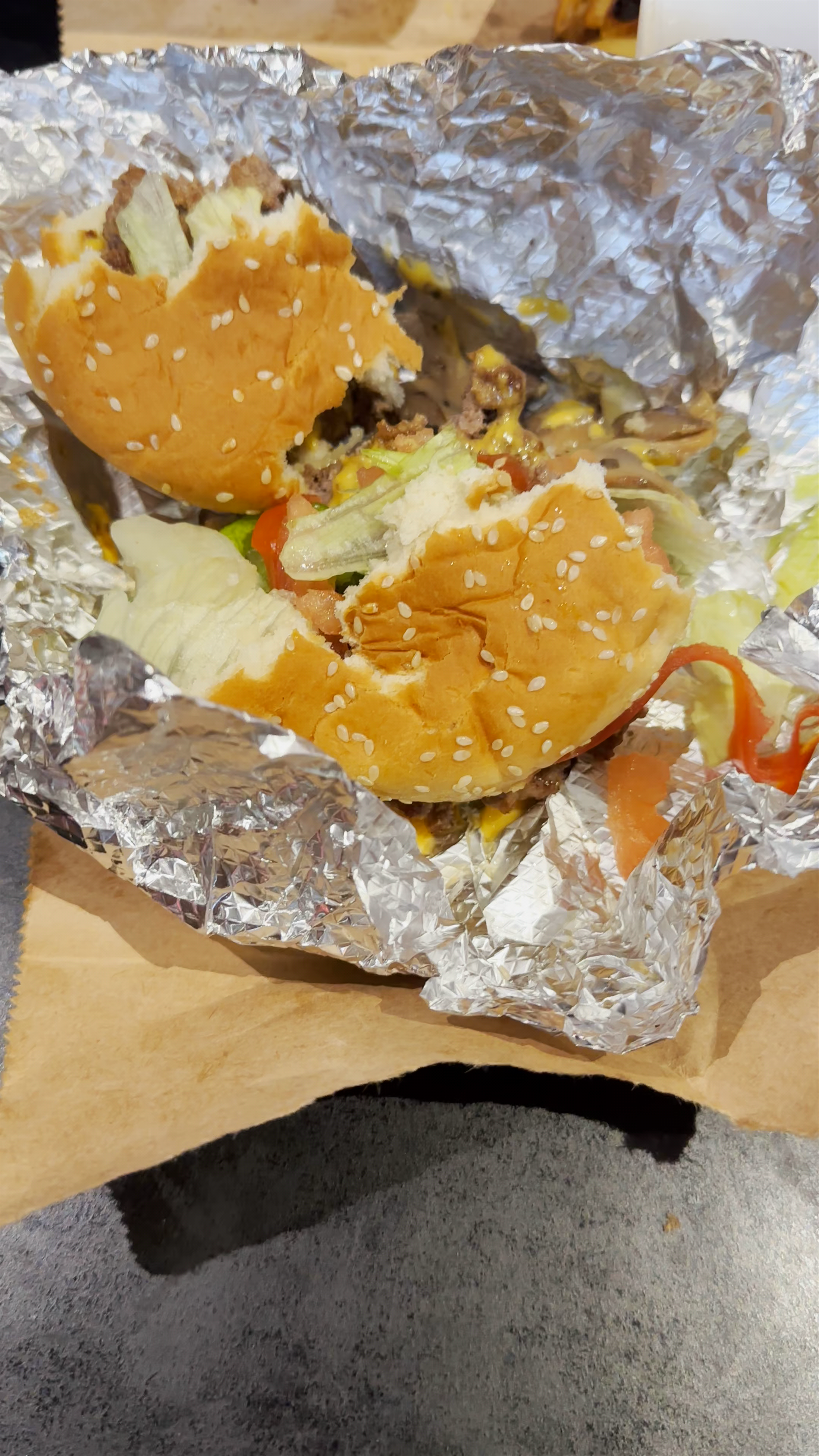 Five Guys Dubai Mall - Financial Center Road - Dubai - United Arab Emirates