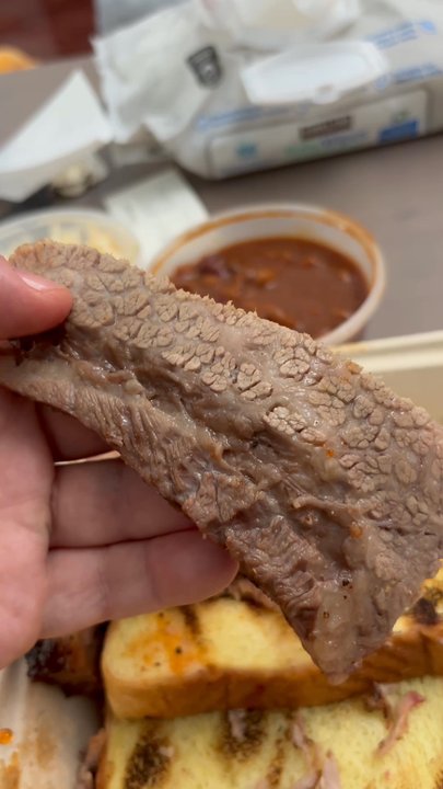 Swingbellys BBQ - Absolute rubber - Barbeque Near Me - Long Beach, New York