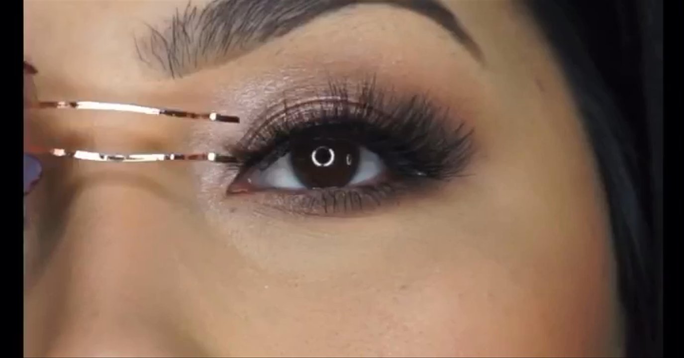 Artistry by Chelly  - You can find these at Kiraminklashes in the style "Kira" - Hair Stylists Near Me - Riverside, California