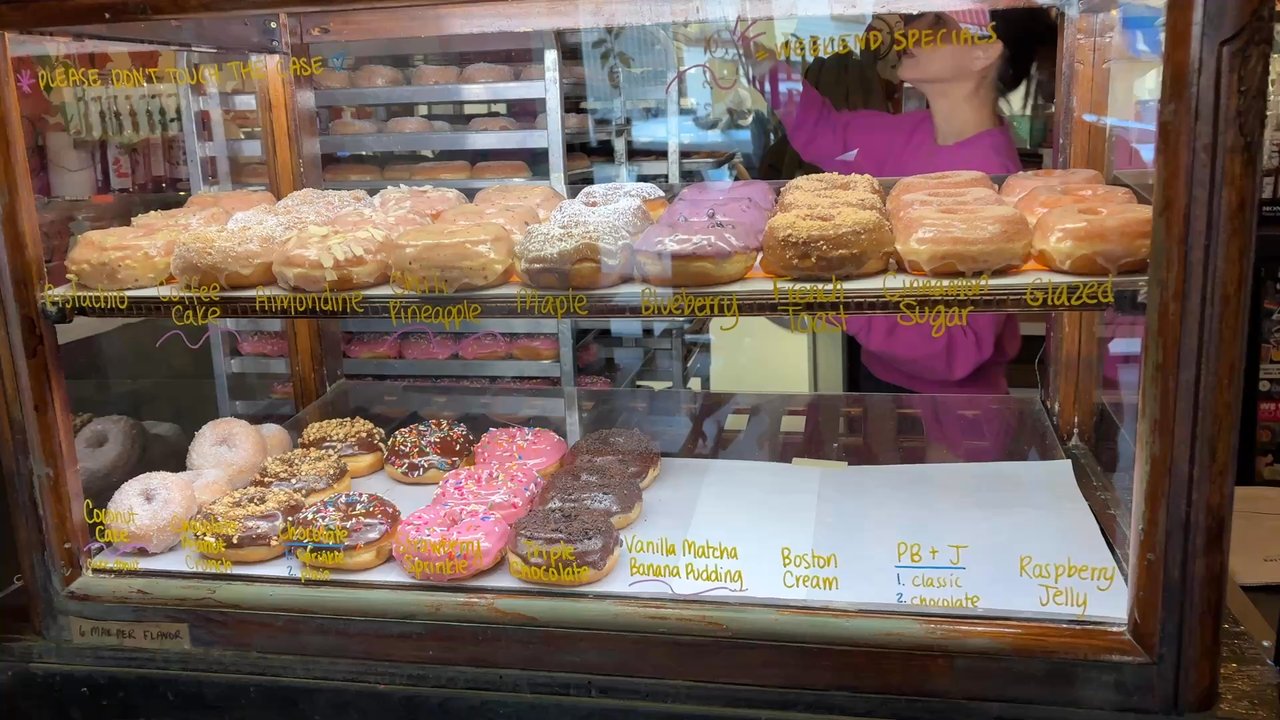 Dun-Well Doughnuts - Donuts Near Me - Brooklyn, New York