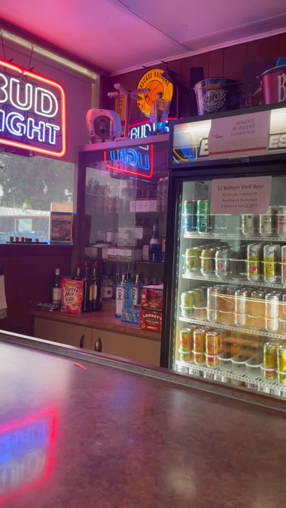 Driftwood Bar and Grill - Bars Near Me - Cascade, Montana