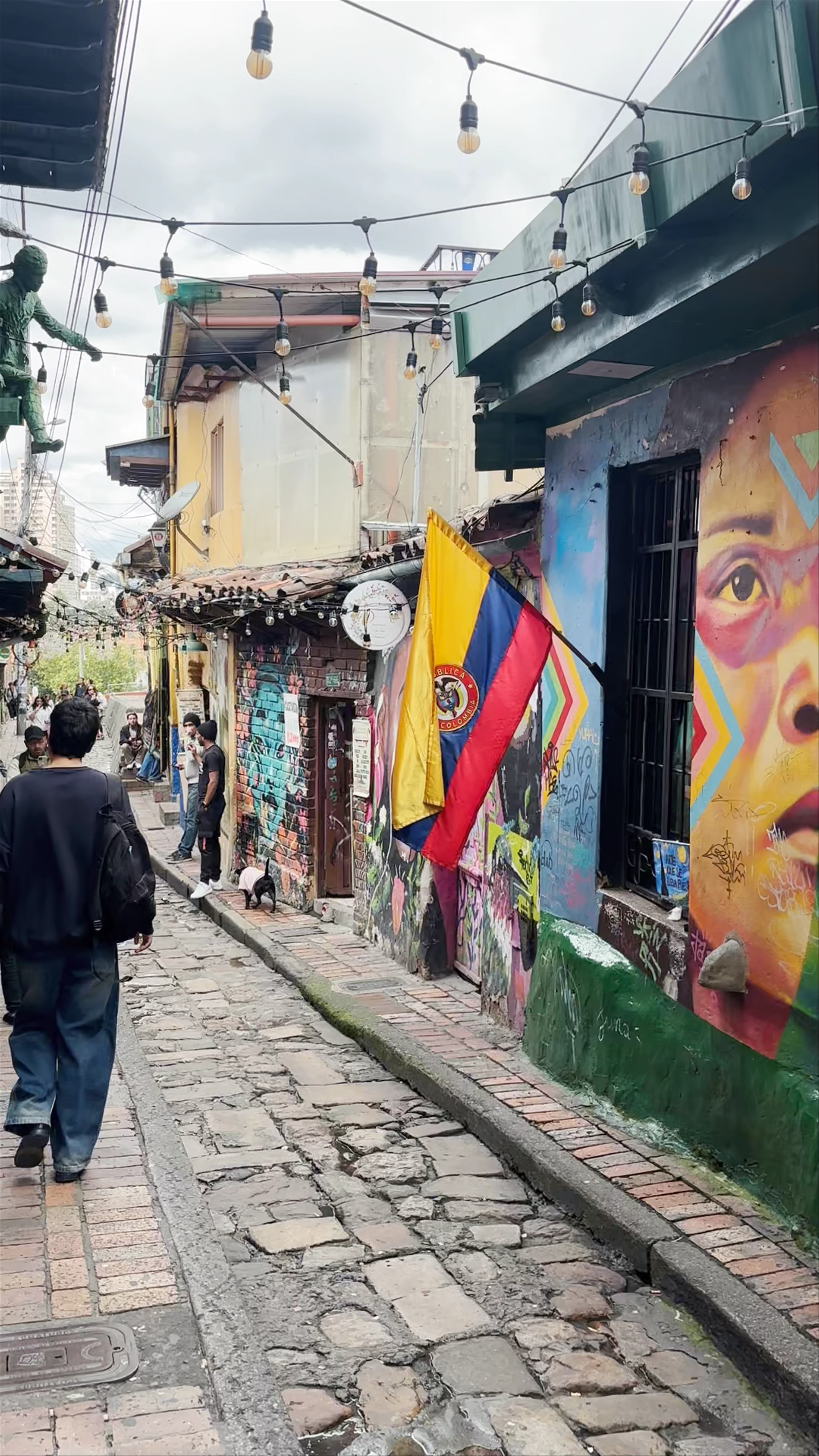 Calle Del Embudo