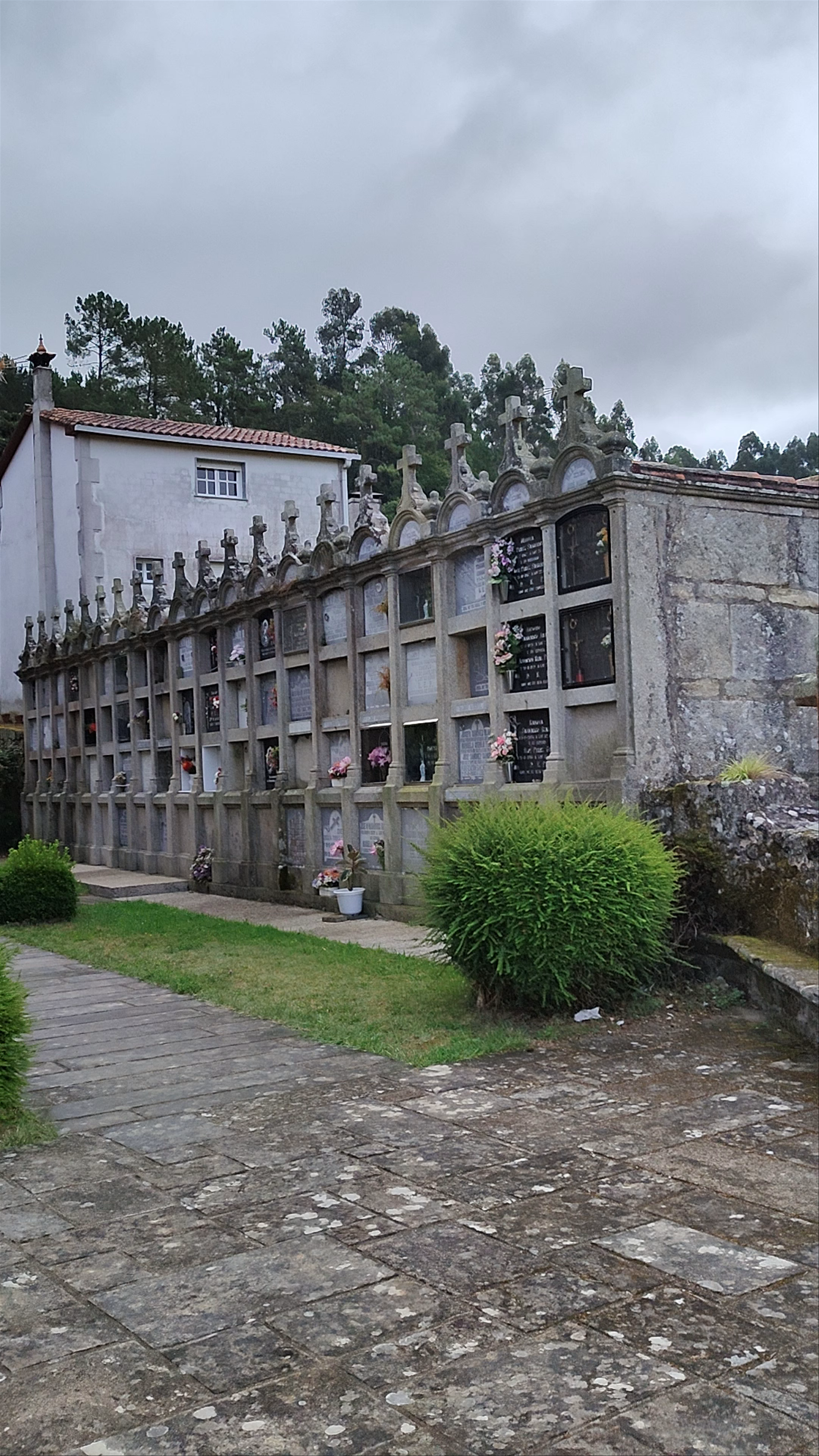 Iglesia de San Miguel de Valga