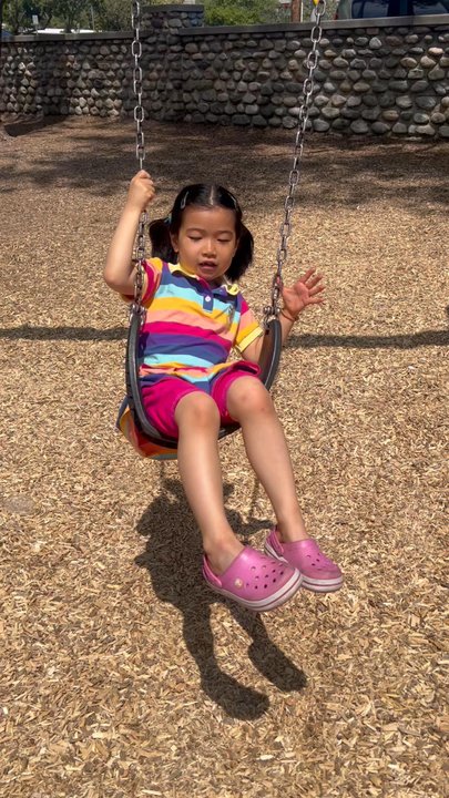 Alhambra Park - Swing me faster - Parks Near Me - Alhambra, California