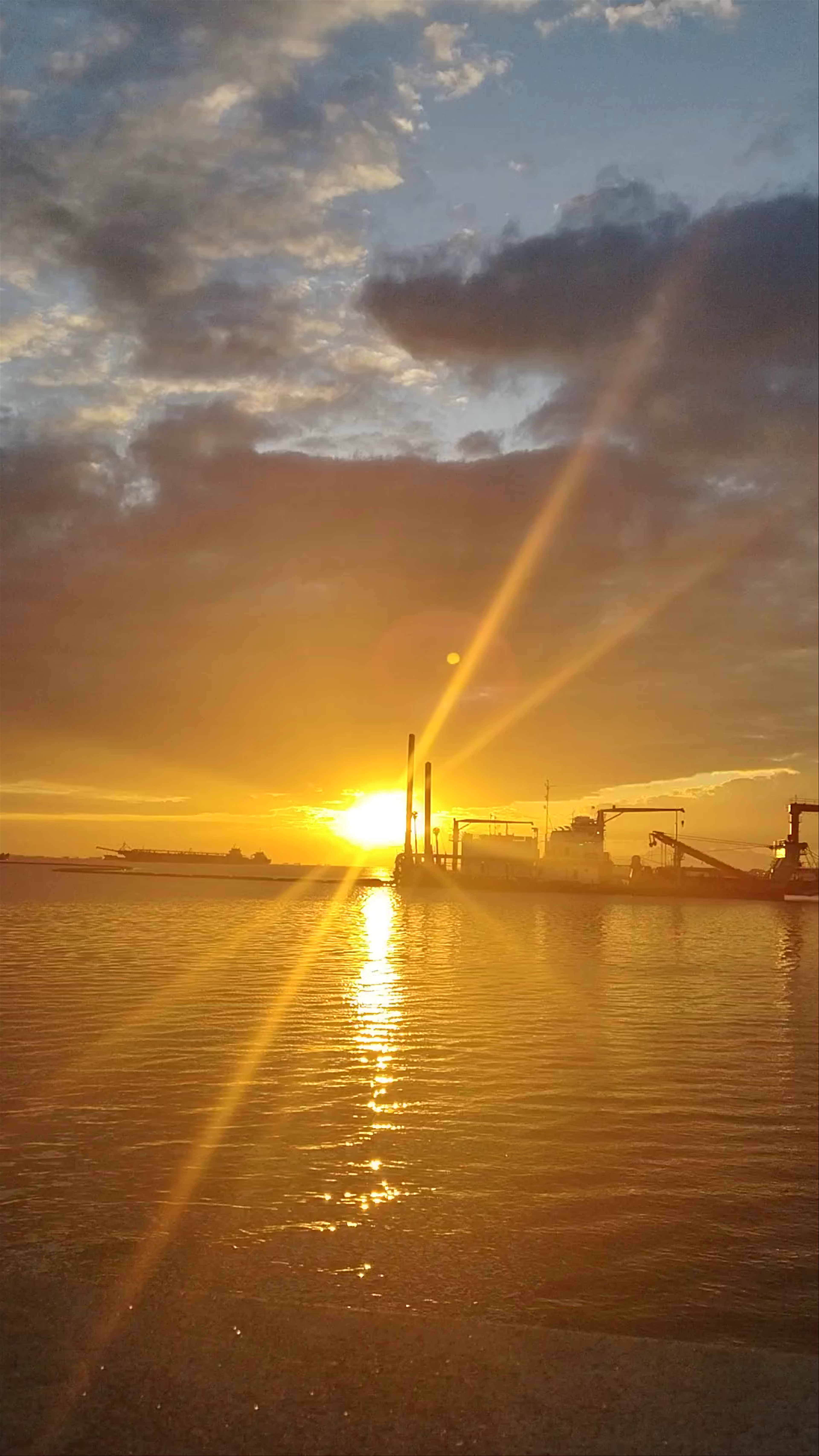 Sunset Serenity and Vibrant Evening at Manila Bay Beach