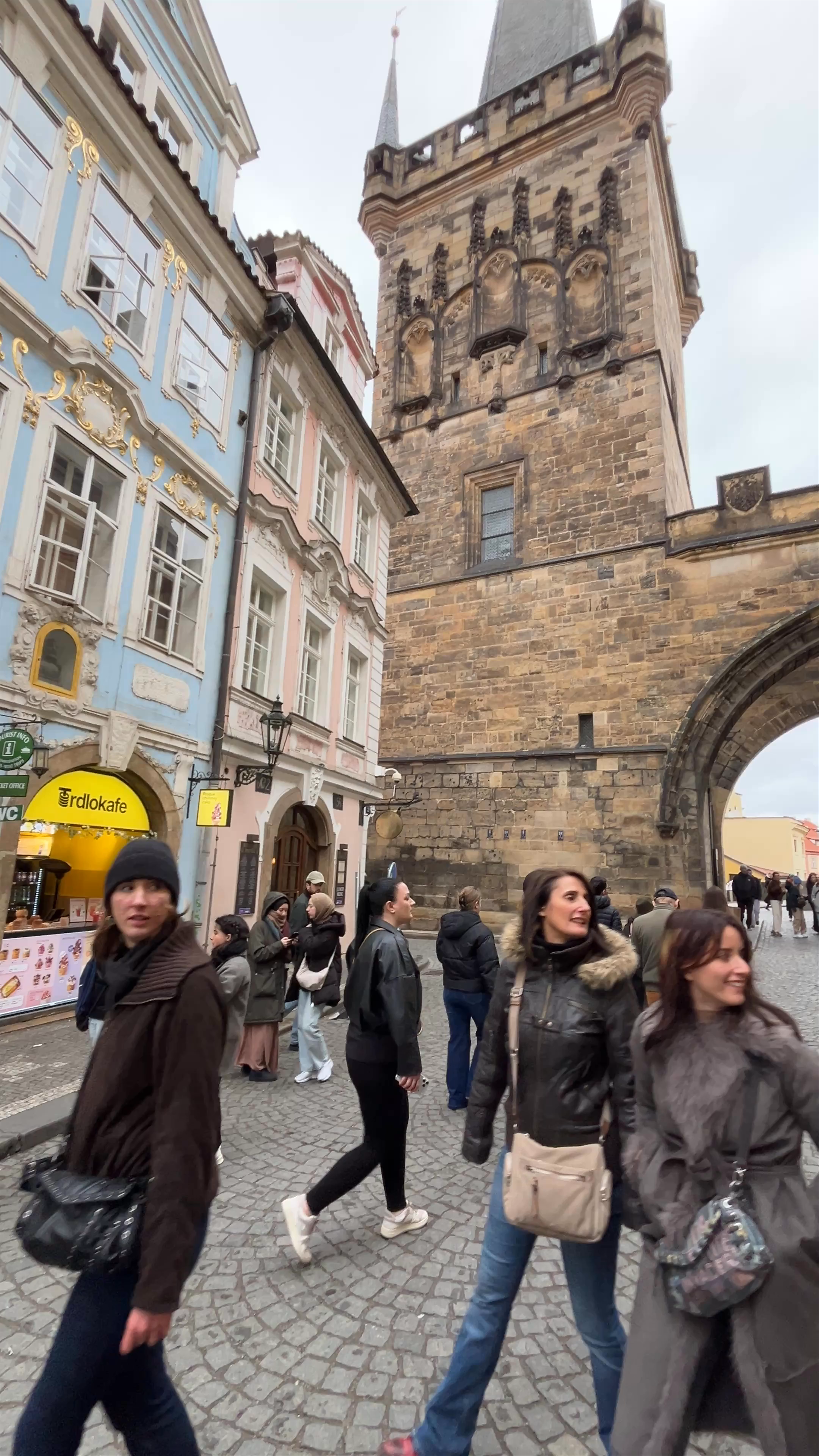 Malostranská mostecká věž